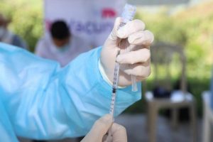 vacunas-covid-19-disponibles-para-pacientes-de-25-a-29-anos-en-cundinamarca