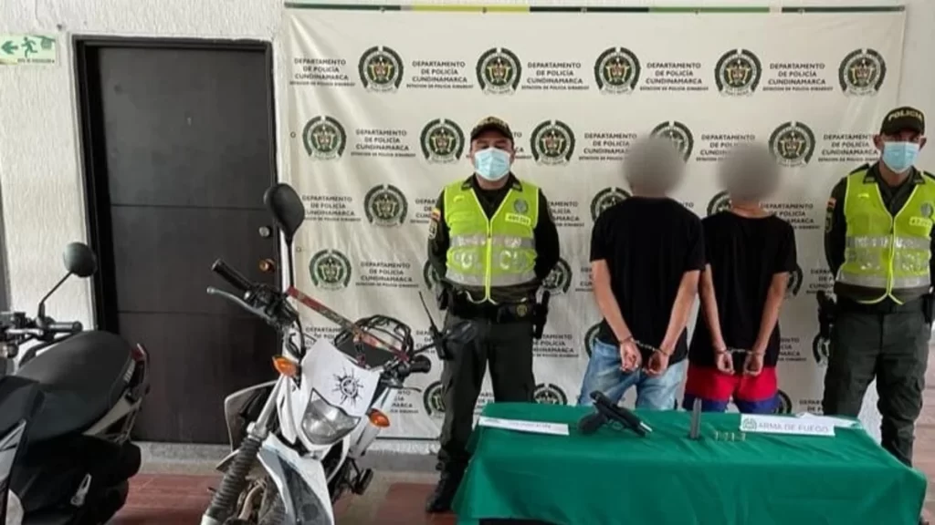 detenidos-intentando-robar-motocicleta-en-girardot-cundinamarca