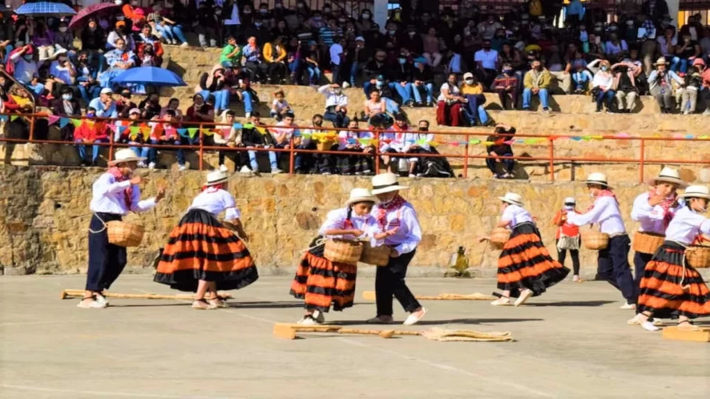 el-xiii-festival-de-danzas-se-toma-al-municipio-de-sutatausa-cundinamarca