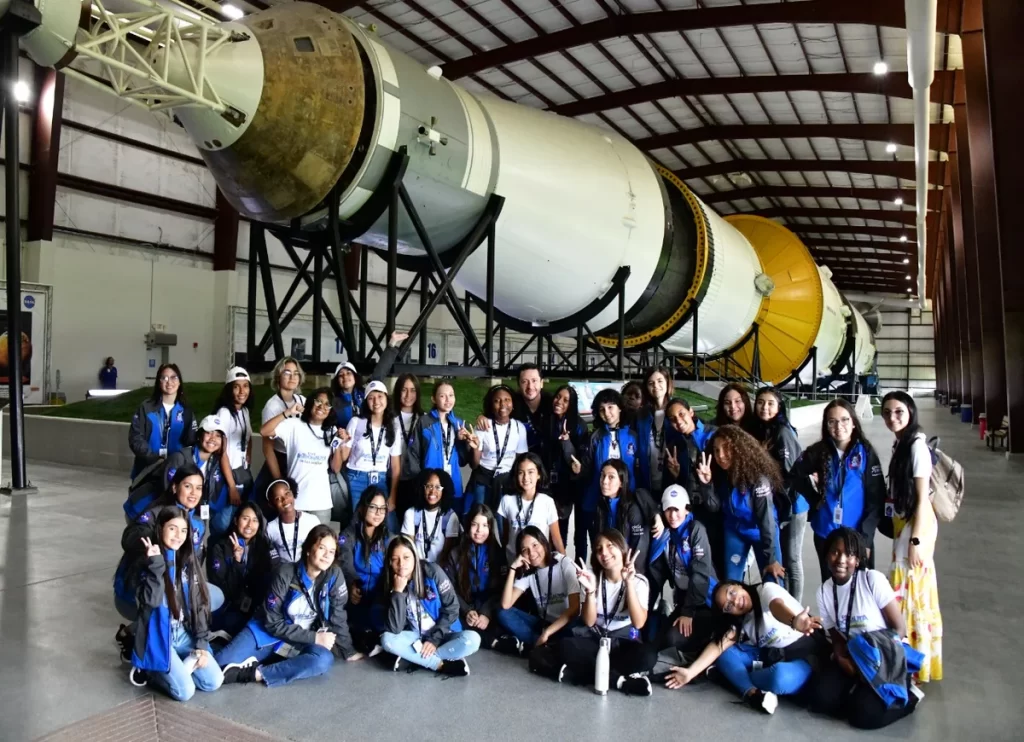 Cundinamarca, NASA, niñas