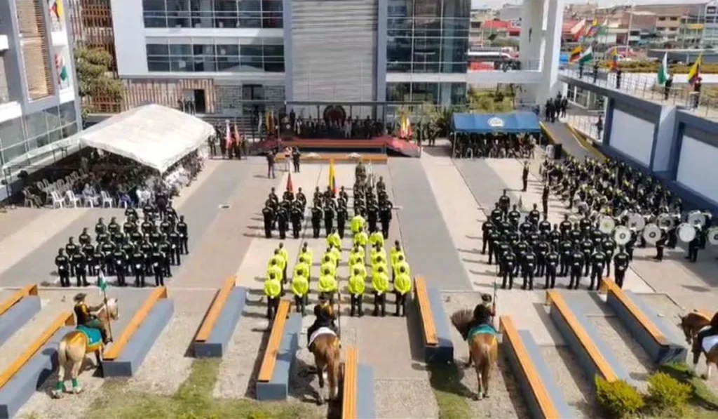 Policía ceremonia transmisión de mando
